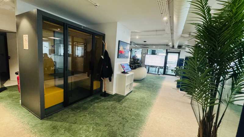 Visuel 5 de l'annonce : PLATEAUX DE BUREAUX 300 M² PORT DE COMMERCE